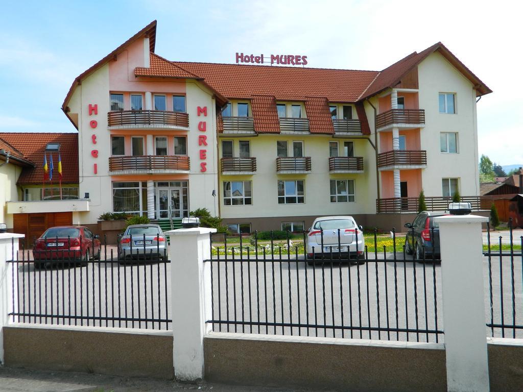 Hotel Mures Topliţa 외부 사진