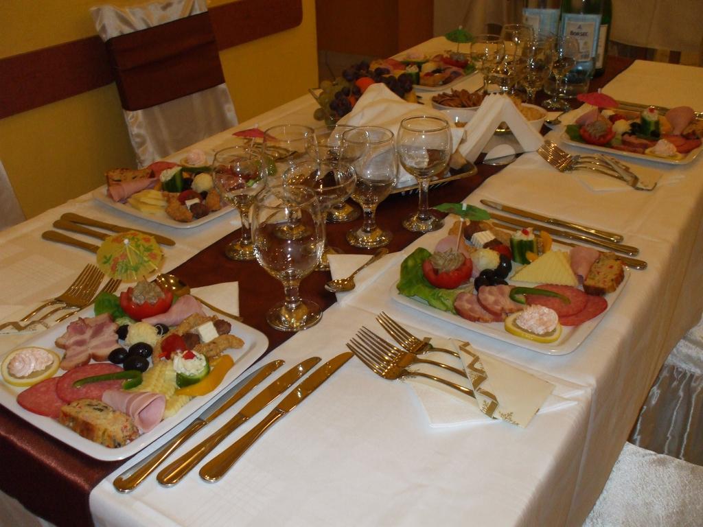 Hotel Mures Topliţa 외부 사진
