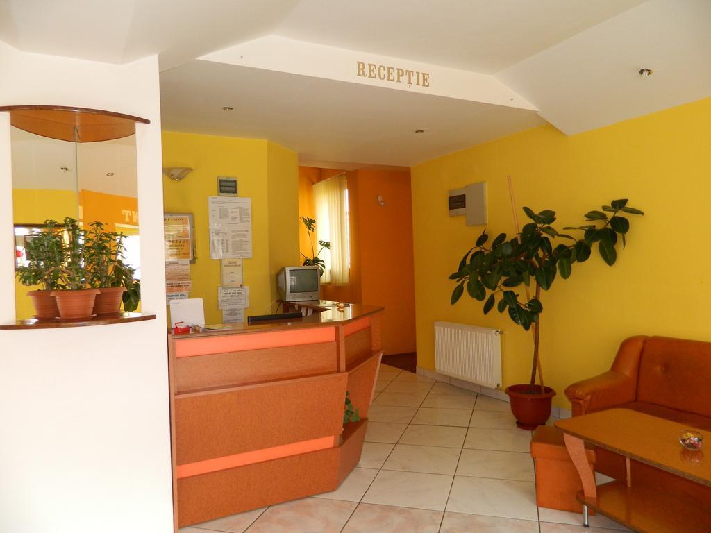 Hotel Mures Topliţa 외부 사진