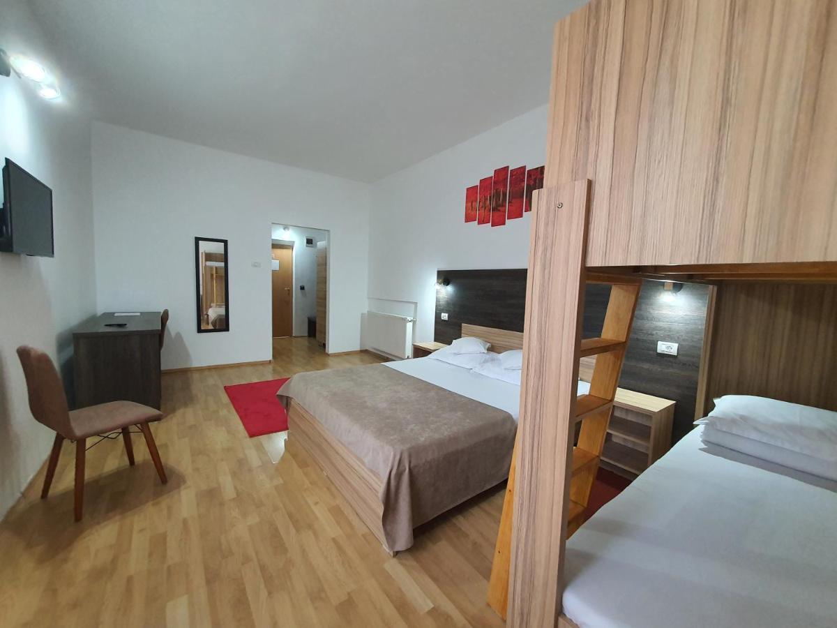 Hotel Mures Topliţa 외부 사진
