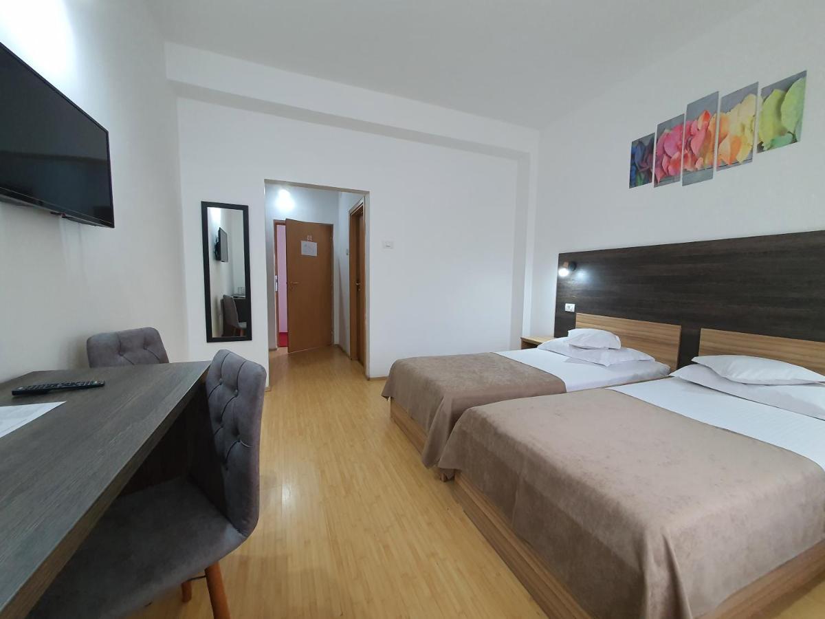 Hotel Mures Topliţa 외부 사진