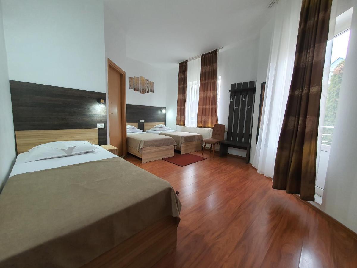 Hotel Mures Topliţa 외부 사진